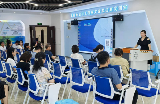 重慶水電職院國家級高技能人才培訓基地現(xiàn)場教學